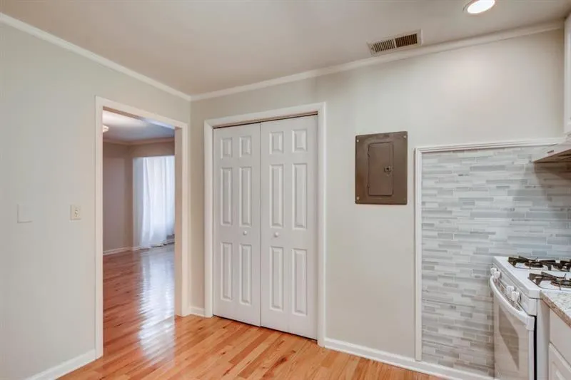 346 Carpenter Drive Unit 72, Sandy Springs, Georgia 30328, 2 Bedrooms Bedrooms, ,2 BathroomsBathrooms,Residential,Sold,346 Carpenter Drive Unit 72,6846146 346 Carpenter Drive Unit 72, Sandy Springs, Georgia 30328, 2 Bedrooms Bedrooms, ,2 BathroomsBathrooms,Residential,Sold,346 Carpenter Drive Unit 72,6846146