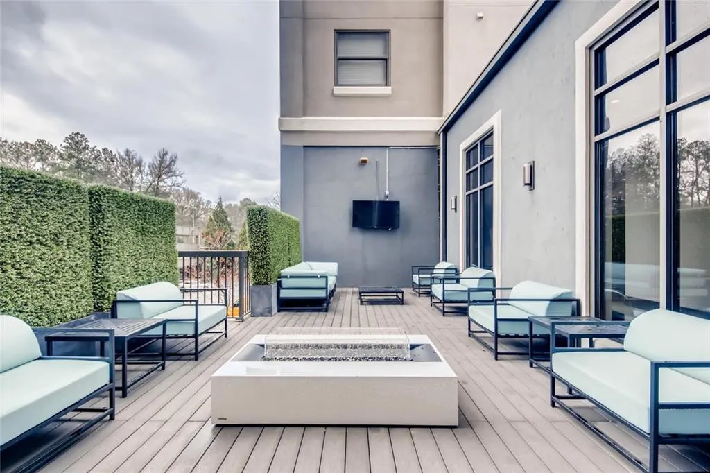 795 Hammond Drive Unit 411, Atlanta, Georgia 30328, 1 Bedroom Bedrooms, ,1 BathroomBathrooms,Residential,Sold,795 Hammond Drive Unit 411,6695521