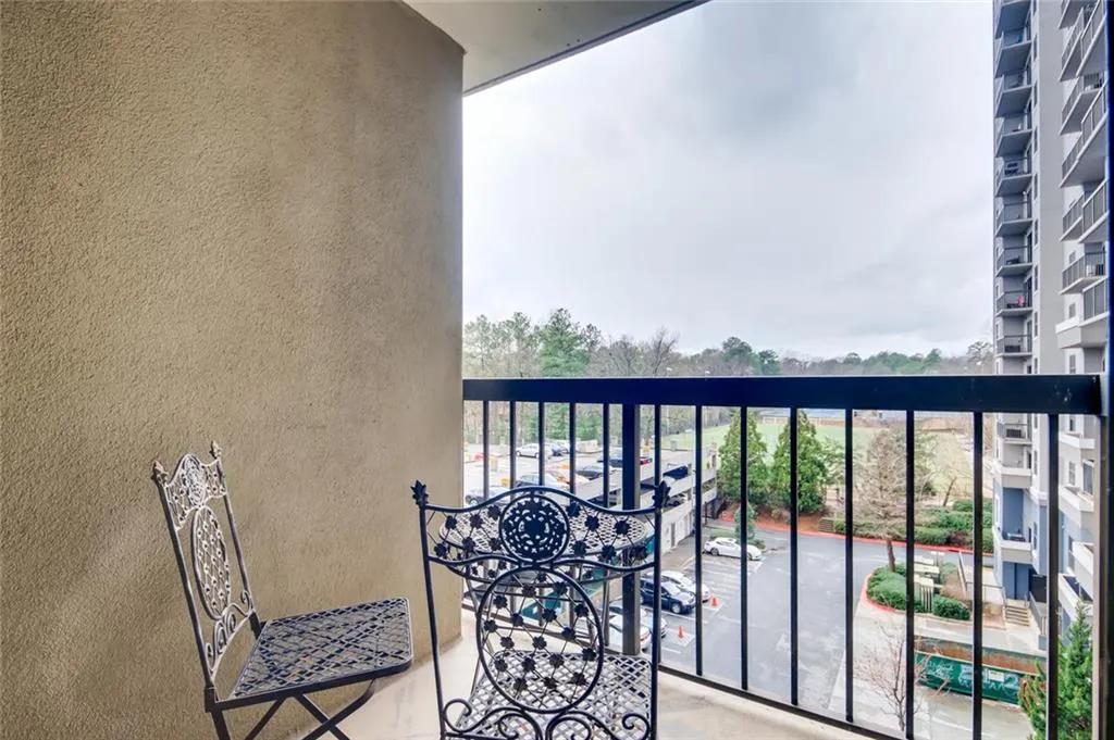 795 Hammond Drive Unit 411, Atlanta, Georgia 30328, 1 Bedroom Bedrooms, ,1 BathroomBathrooms,Residential,Sold,795 Hammond Drive Unit 411,6695521