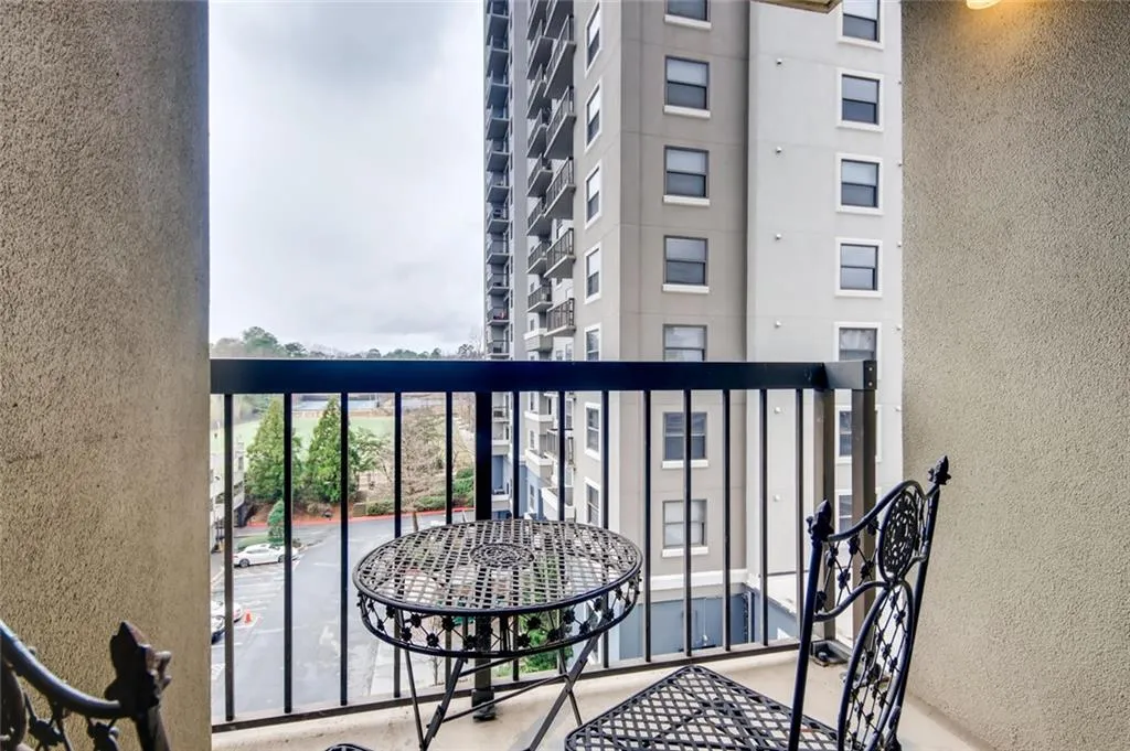 795 Hammond Drive Unit 411, Atlanta, Georgia 30328, 1 Bedroom Bedrooms, ,1 BathroomBathrooms,Residential,Sold,795 Hammond Drive Unit 411,6695521
