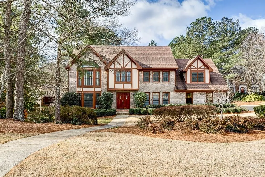 7410 Crompton Court, Sandy Springs, Georgia 30350, 5 Bedrooms Bedrooms, ,4 BathroomsBathrooms,Residential,Sold,7410 Crompton Court,5646906