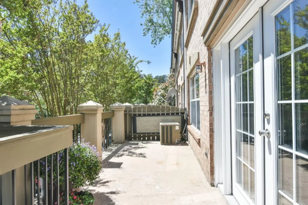 6980 Roswell Road Unit C6, Atlanta, Georgia 30328, 2 Bedrooms Bedrooms, ,1 BathroomBathrooms,Residential,Sold,6980 Roswell Road Unit C6,5999572 6980 Roswell Road Unit C6, Atlanta, Georgia 30328, 2 Bedrooms Bedrooms, ,1 BathroomBathrooms,Residential,Sold,6980 Roswell Road Unit C6,5999572