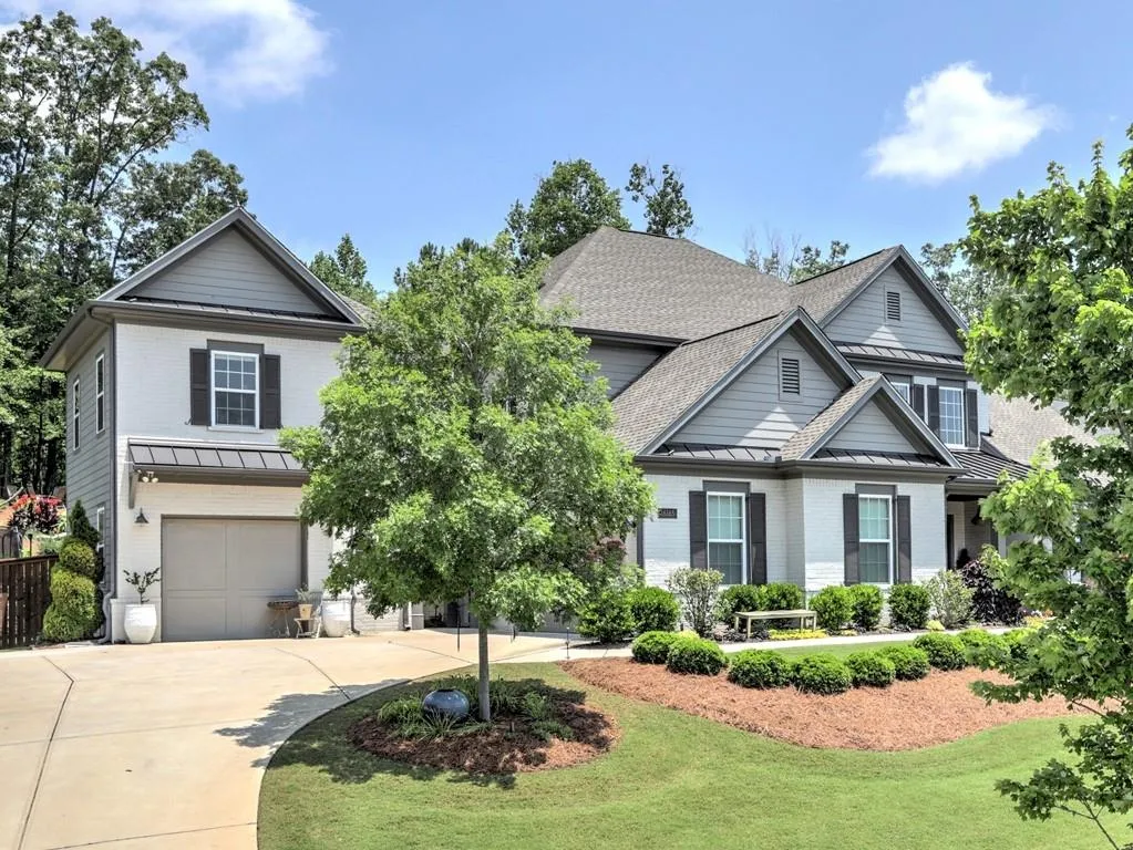 Roswell, GA 30075