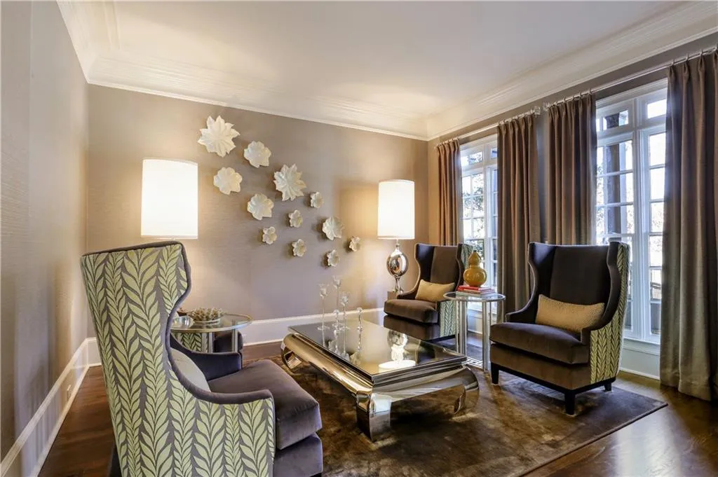 30 Brookside Walk, Atlanta, Georgia 30342, 6 Bedrooms Bedrooms, ,6 BathroomsBathrooms,Residential,Sold,30 Brookside Walk,5799502