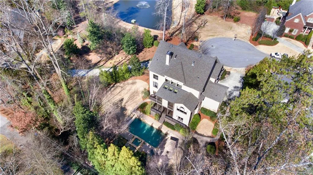 30 Brookside Walk, Atlanta, Georgia 30342, 6 Bedrooms Bedrooms, ,6 BathroomsBathrooms,Residential,Sold,30 Brookside Walk,5799502