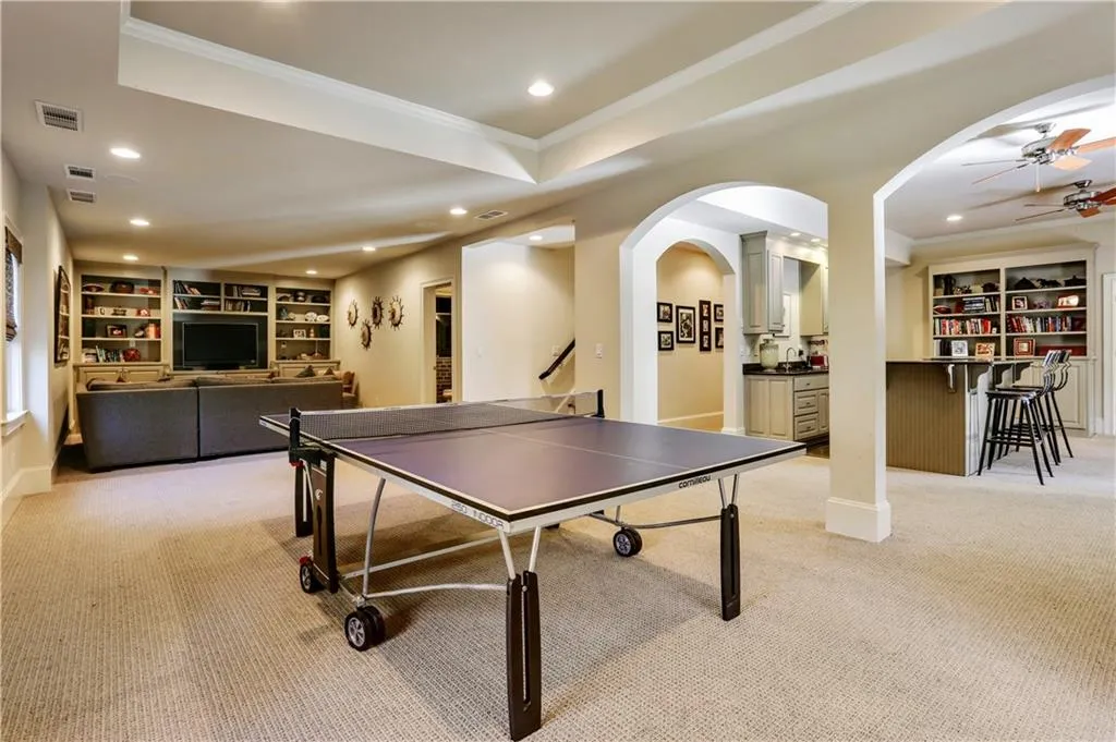 30 Brookside Walk, Atlanta, Georgia 30342, 6 Bedrooms Bedrooms, ,6 BathroomsBathrooms,Residential,Sold,30 Brookside Walk,5799502