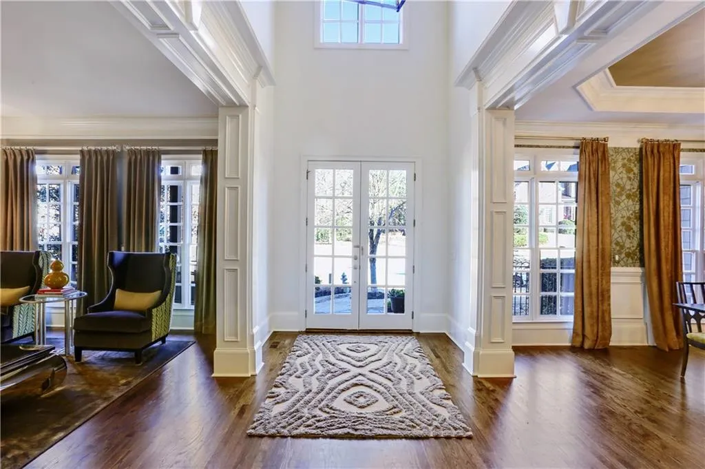 30 Brookside Walk, Atlanta, Georgia 30342, 6 Bedrooms Bedrooms, ,6 BathroomsBathrooms,Residential,Sold,30 Brookside Walk,5799502