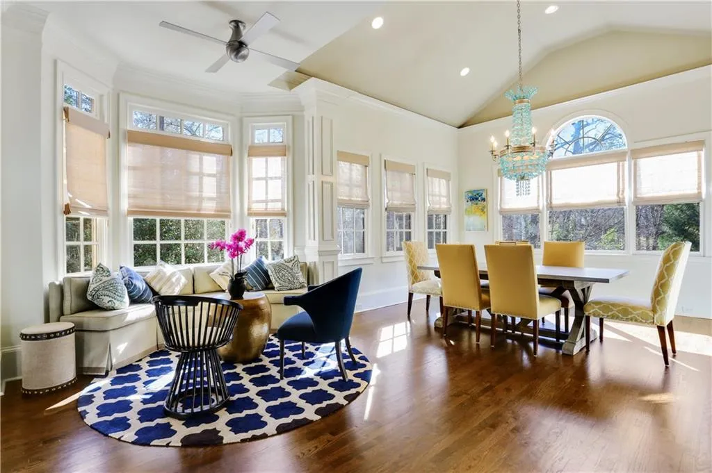 30 Brookside Walk, Atlanta, Georgia 30342, 6 Bedrooms Bedrooms, ,6 BathroomsBathrooms,Residential,Sold,30 Brookside Walk,5799502