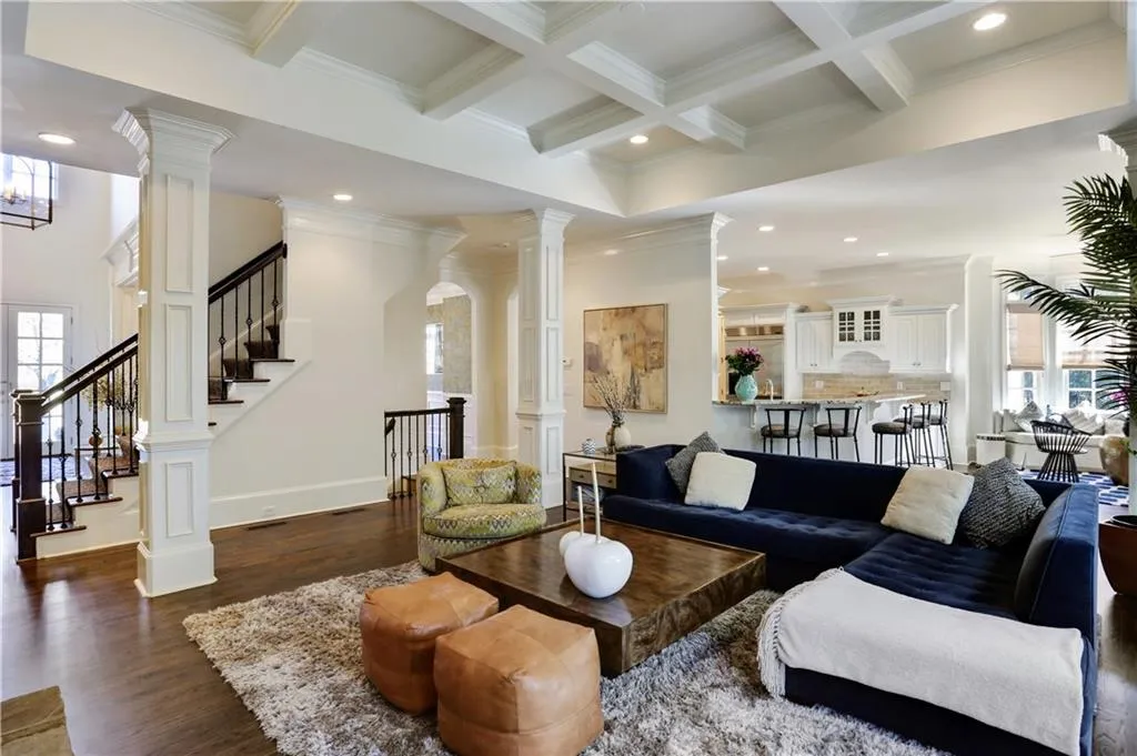 30 Brookside Walk, Atlanta, Georgia 30342, 6 Bedrooms Bedrooms, ,6 BathroomsBathrooms,Residential,Sold,30 Brookside Walk,5799502