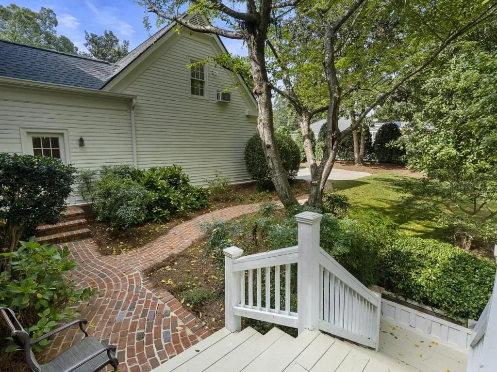 5 Powers Chase Circle, Sandy Springs, Georgia 30327, 5 Bedrooms Bedrooms, ,5 BathroomsBathrooms,Residential,Sold,5 Powers Chase Circle,7106039