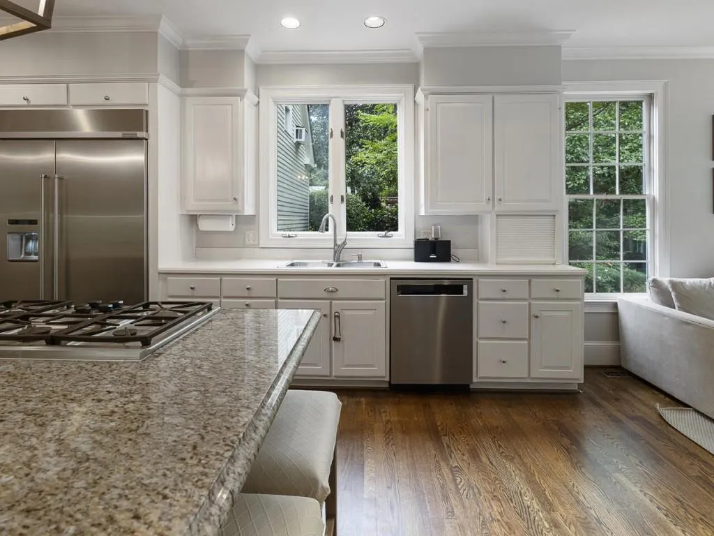 5 Powers Chase Circle, Sandy Springs, Georgia 30327, 5 Bedrooms Bedrooms, ,5 BathroomsBathrooms,Residential,Sold,5 Powers Chase Circle,7106039