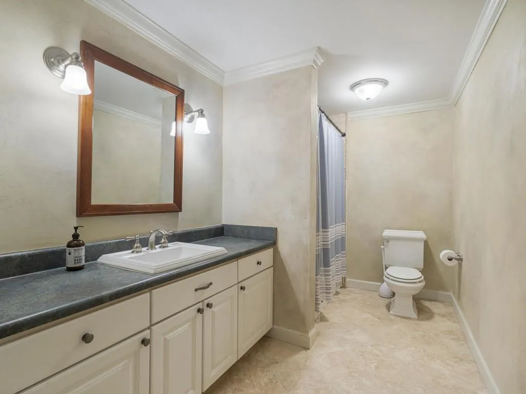 5 Powers Chase Circle, Sandy Springs, Georgia 30327, 5 Bedrooms Bedrooms, ,5 BathroomsBathrooms,Residential,Sold,5 Powers Chase Circle,7106039