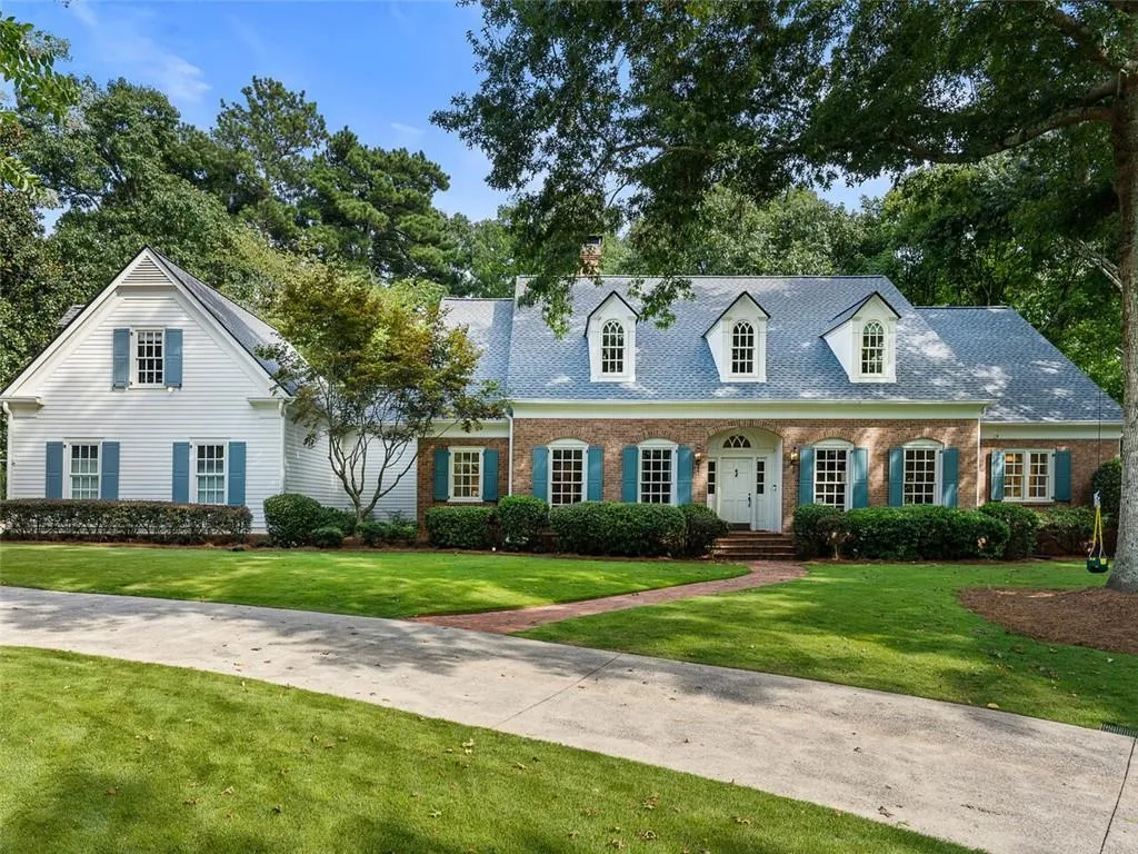 5 Powers Chase Circle, Sandy Springs, Georgia 30327, 5 Bedrooms Bedrooms, ,5 BathroomsBathrooms,Residential,Sold,5 Powers Chase Circle,7106039