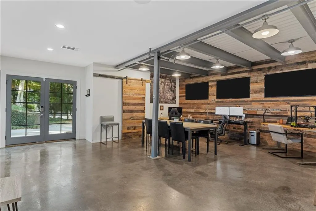 huge basement flex space