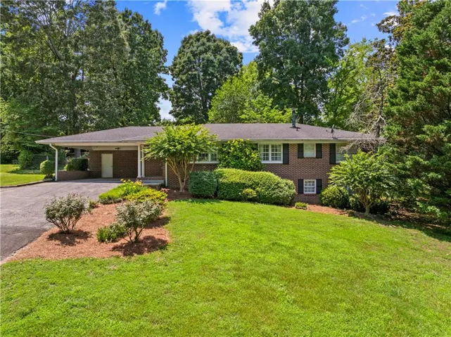 204 Sherwood Drive, Calhoun, Georgia 30701