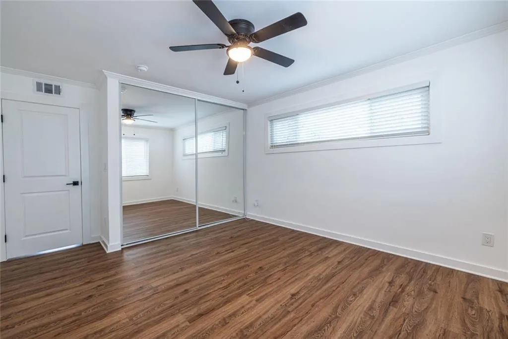 115 Biscayne Drive Nw Unit F10, Atlanta, Georgia 30309, 3 Bedrooms Bedrooms, ,2 BathroomsBathrooms,Residential,For Sale,115 Biscayne Drive Nw Unit F10,7593890
