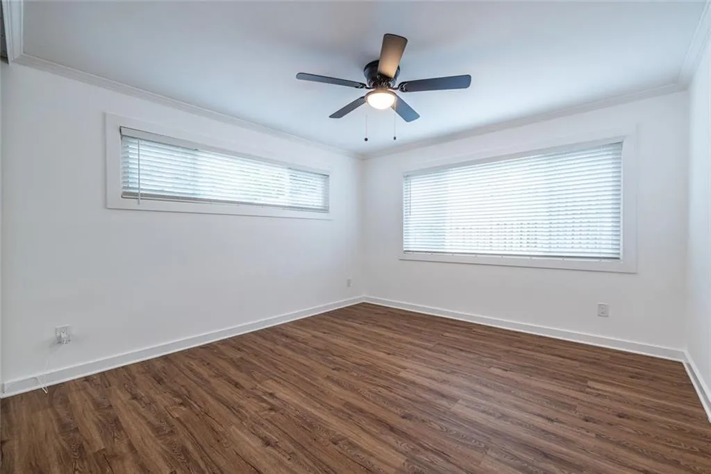 115 Biscayne Drive Nw Unit F10, Atlanta, Georgia 30309, 3 Bedrooms Bedrooms, ,2 BathroomsBathrooms,Residential,For Sale,115 Biscayne Drive Nw Unit F10,7593890