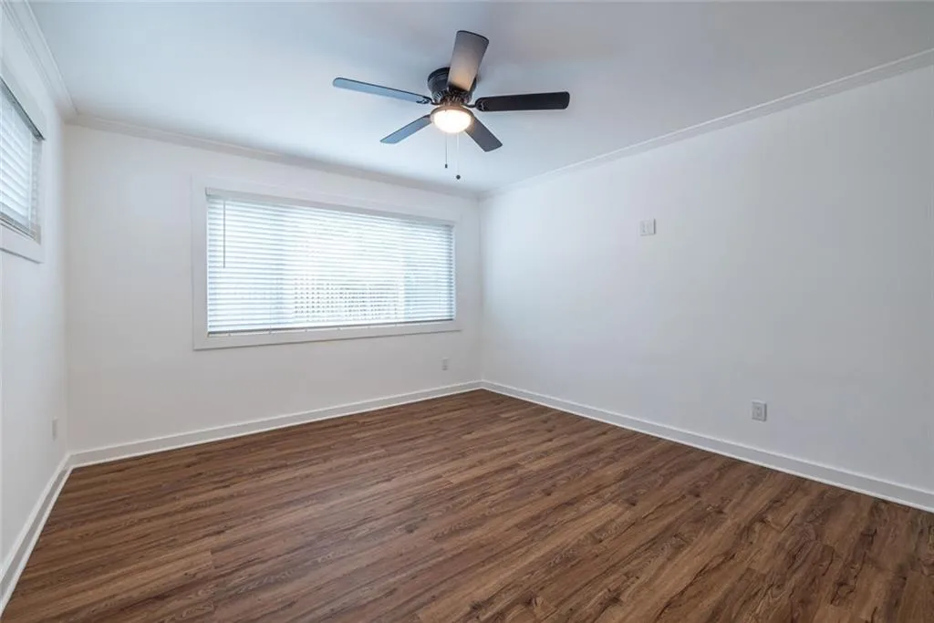 115 Biscayne Drive Nw Unit F10, Atlanta, Georgia 30309, 3 Bedrooms Bedrooms, ,2 BathroomsBathrooms,Residential,For Sale,115 Biscayne Drive Nw Unit F10,7593890