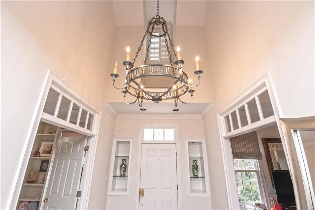 60 Old Vermont Place, Sandy Springs, Georgia 30328, 5 Bedrooms Bedrooms, ,5 BathroomsBathrooms,Residential,Sold,60 Old Vermont Place,6849947