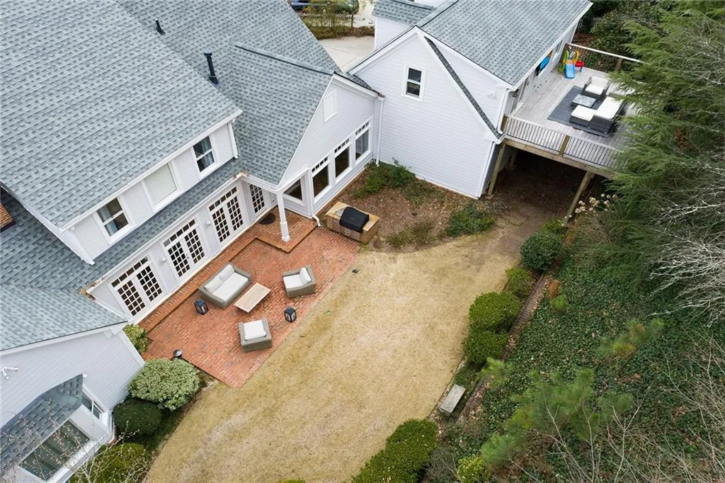 60 Old Vermont Place, Sandy Springs, Georgia 30328, 5 Bedrooms Bedrooms, ,5 BathroomsBathrooms,Residential,Sold,60 Old Vermont Place,6849947