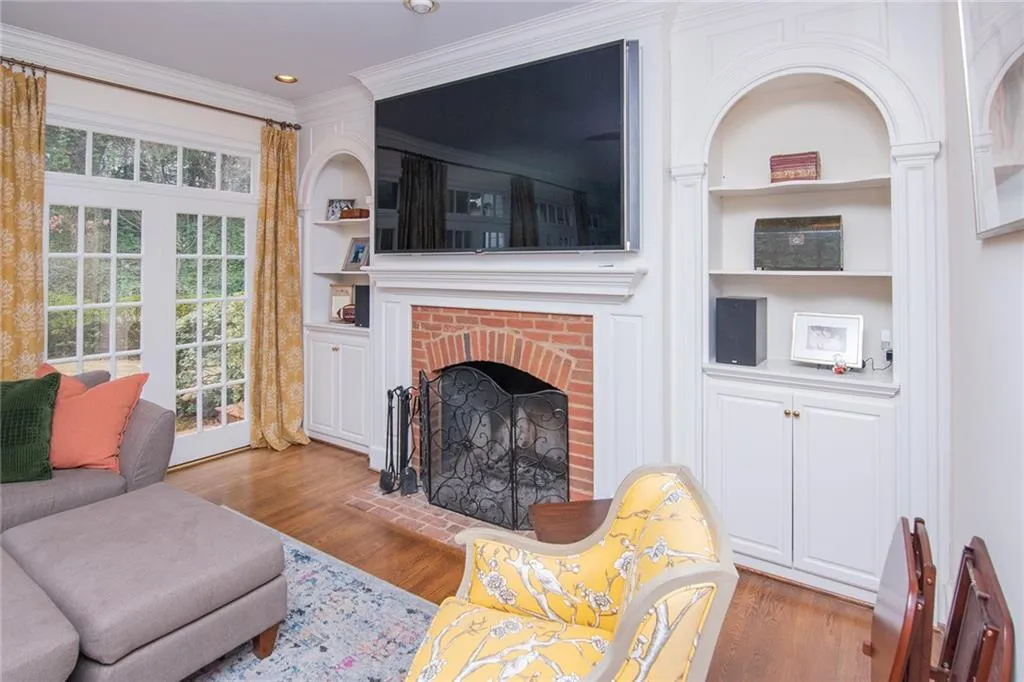 60 Old Vermont Place, Sandy Springs, Georgia 30328, 5 Bedrooms Bedrooms, ,5 BathroomsBathrooms,Residential,Sold,60 Old Vermont Place,6849947