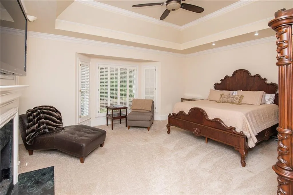 60 Old Vermont Place, Sandy Springs, Georgia 30328, 5 Bedrooms Bedrooms, ,5 BathroomsBathrooms,Residential,Sold,60 Old Vermont Place,6849947