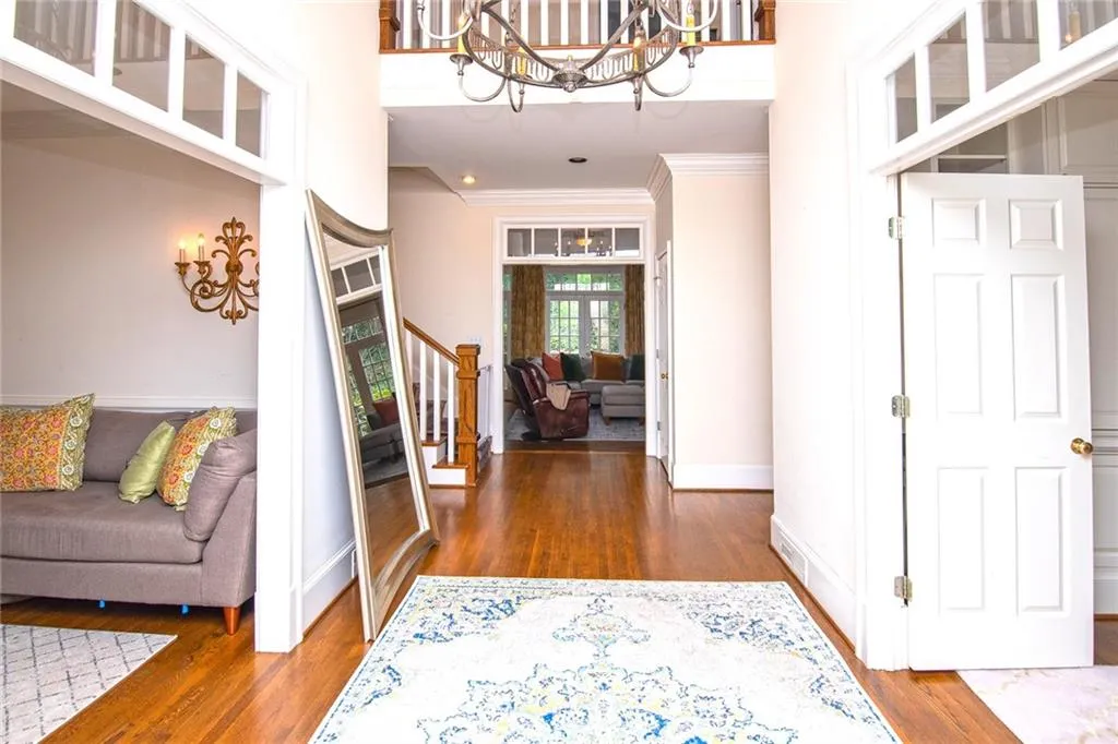 60 Old Vermont Place, Sandy Springs, Georgia 30328, 5 Bedrooms Bedrooms, ,5 BathroomsBathrooms,Residential,Sold,60 Old Vermont Place,6849947