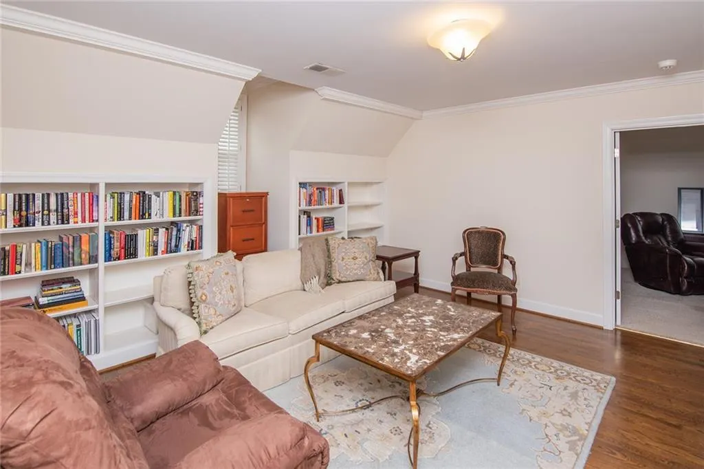 60 Old Vermont Place, Sandy Springs, Georgia 30328, 5 Bedrooms Bedrooms, ,5 BathroomsBathrooms,Residential,Sold,60 Old Vermont Place,6849947