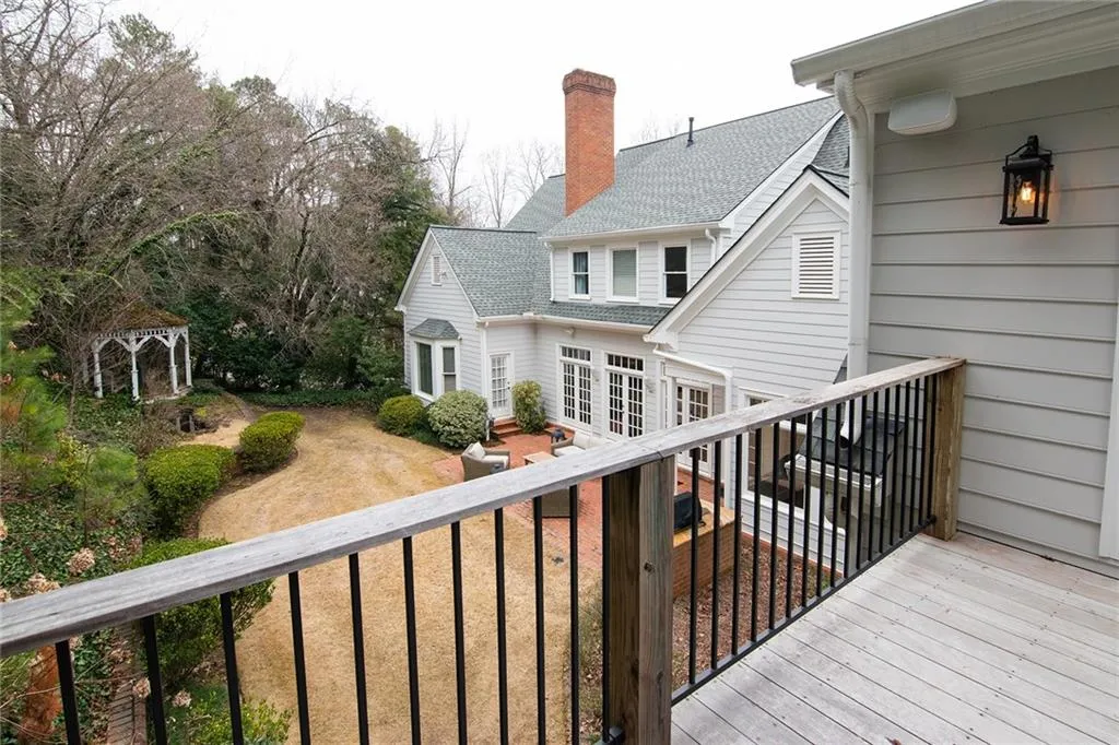60 Old Vermont Place, Sandy Springs, Georgia 30328, 5 Bedrooms Bedrooms, ,5 BathroomsBathrooms,Residential,Sold,60 Old Vermont Place,6849947