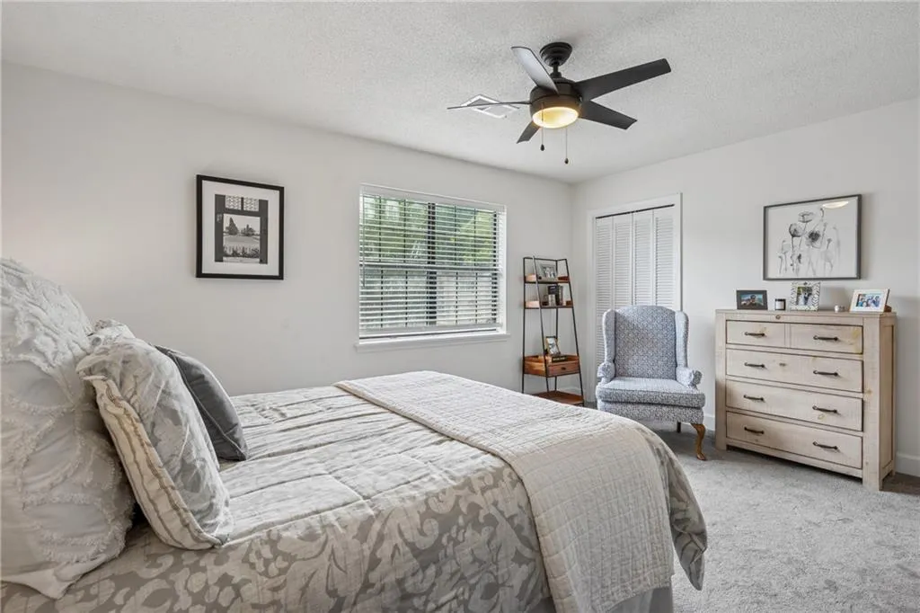 1771 Defoor Avenue Nw Unit D, Atlanta, Georgia 30318, 2 Bedrooms Bedrooms, ,2 BathroomsBathrooms,Residential,For Sale,1771 Defoor Avenue Nw Unit D,7643526