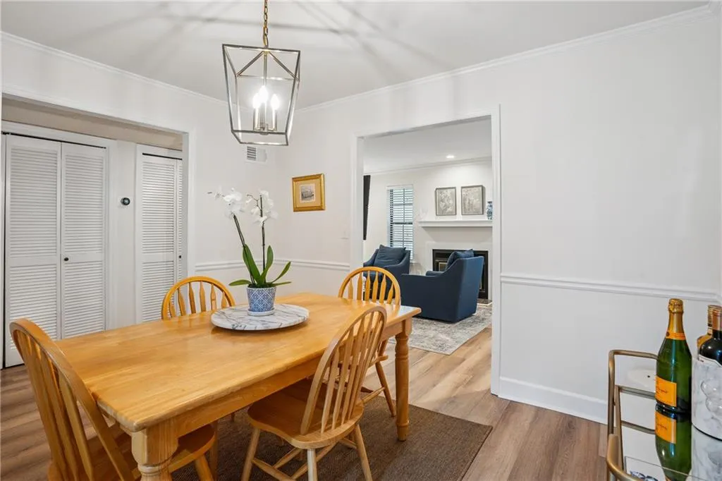 1771 Defoor Avenue Nw Unit D, Atlanta, Georgia 30318, 2 Bedrooms Bedrooms, ,2 BathroomsBathrooms,Residential,For Sale,1771 Defoor Avenue Nw Unit D,7643526