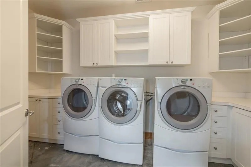 4559 Northside Drive, Atlanta, Georgia 30327, 6 Bedrooms Bedrooms, ,8 BathroomsBathrooms,Residential,Sold,4559 Northside Drive,6543993