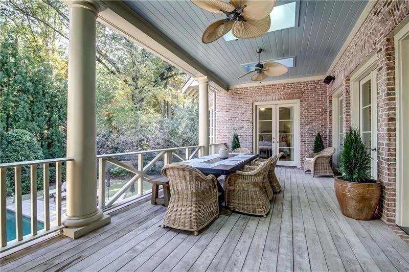 4559 Northside Drive, Atlanta, Georgia 30327, 6 Bedrooms Bedrooms, ,8 BathroomsBathrooms,Residential,Sold,4559 Northside Drive,6543993