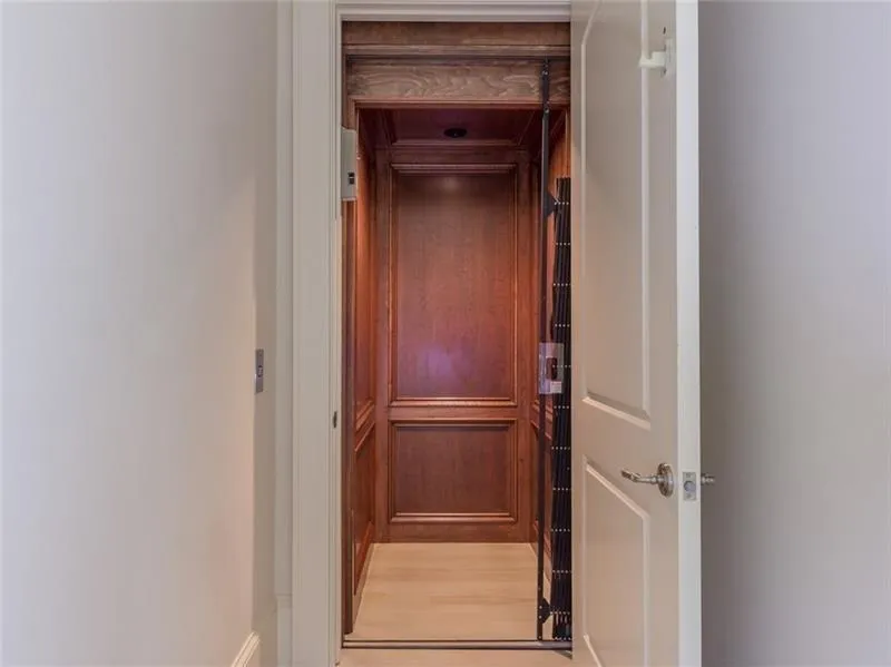 4559 Northside Drive, Atlanta, Georgia 30327, 6 Bedrooms Bedrooms, ,8 BathroomsBathrooms,Residential,Sold,4559 Northside Drive,6543993