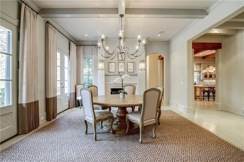 4559 Northside Drive, Atlanta, Georgia 30327, 6 Bedrooms Bedrooms, ,8 BathroomsBathrooms,Residential,Sold,4559 Northside Drive,6543993