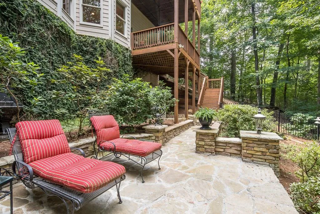 610 Trowbrook Court, Sandy Springs, Georgia 30350, 5 Bedrooms Bedrooms, ,4 BathroomsBathrooms,Residential,Sold,610 Trowbrook Court,5972248