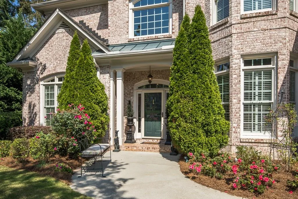 610 Trowbrook Court, Sandy Springs, Georgia 30350, 5 Bedrooms Bedrooms, ,4 BathroomsBathrooms,Residential,Sold,610 Trowbrook Court,5972248