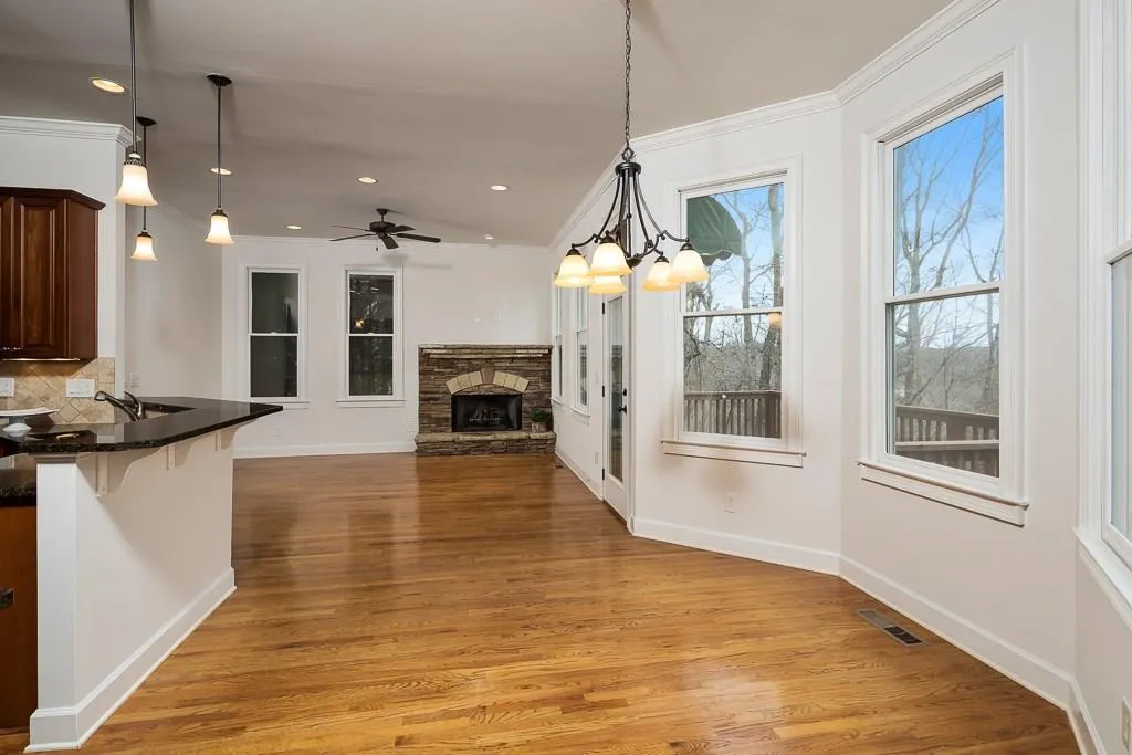 610 Trowbrook Court, Sandy Springs, Georgia 30350, 5 Bedrooms Bedrooms, ,4 BathroomsBathrooms,Residential,Sold,610 Trowbrook Court,5972248