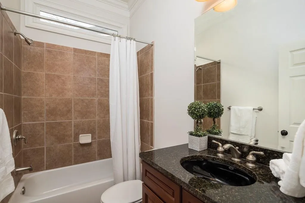 610 Trowbrook Court, Sandy Springs, Georgia 30350, 5 Bedrooms Bedrooms, ,4 BathroomsBathrooms,Residential,Sold,610 Trowbrook Court,5972248
