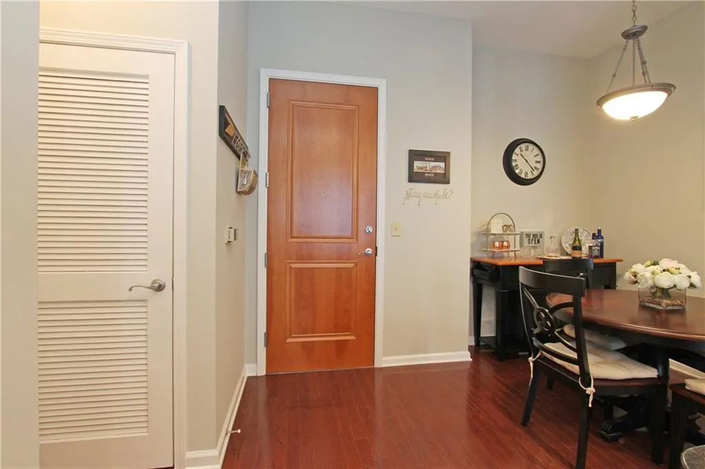 3040 Peachtree Road Nw Unit 1501, Atlanta, Georgia 30305, 1 Bedroom Bedrooms, ,1 BathroomBathrooms,Residential,Sold,3040 Peachtree Road Nw Unit 1501,5843856
