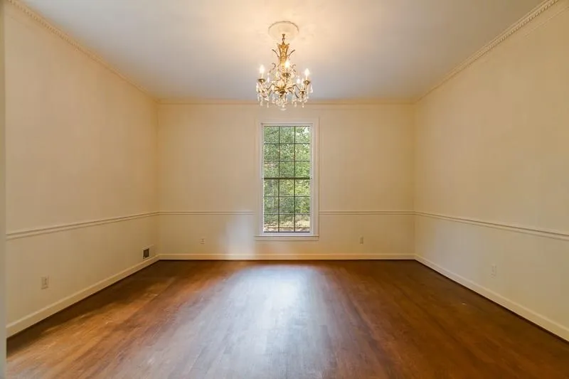 333 Glencastle Drive, Atlanta, Georgia 30327, 4 Bedrooms Bedrooms, ,3 BathroomsBathrooms,Residential,Sold,333 Glencastle Drive,5765512
