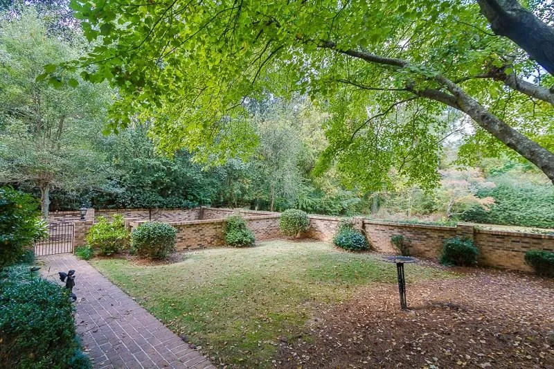 333 Glencastle Drive, Atlanta, Georgia 30327, 4 Bedrooms Bedrooms, ,3 BathroomsBathrooms,Residential,Sold,333 Glencastle Drive,5765512