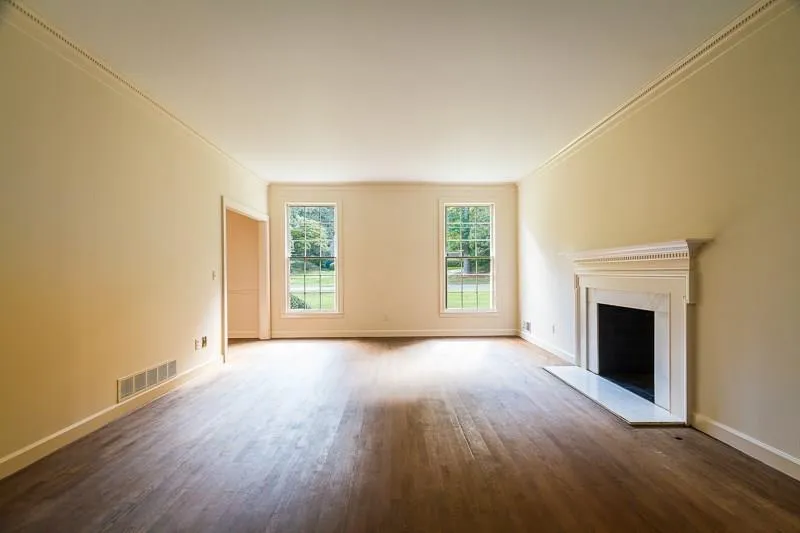 333 Glencastle Drive, Atlanta, Georgia 30327, 4 Bedrooms Bedrooms, ,3 BathroomsBathrooms,Residential,Sold,333 Glencastle Drive,5765512
