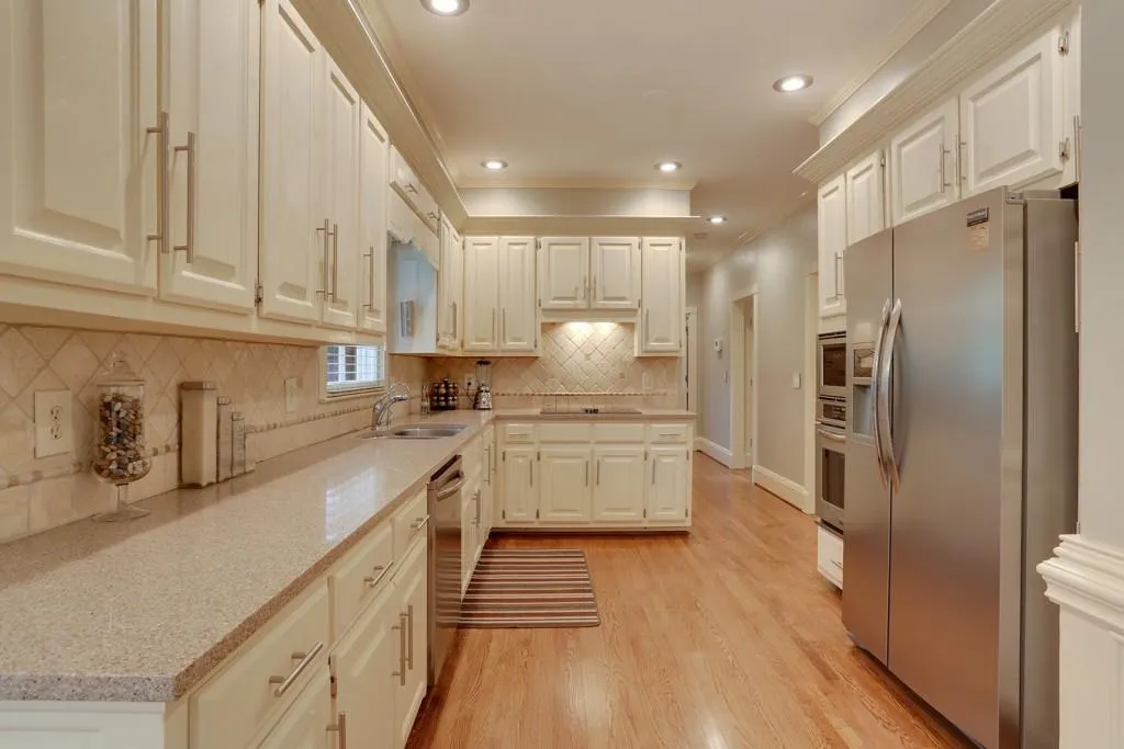 7105 Cherry Bluff Drive, Sandy Springs, Georgia 30350, 5 Bedrooms Bedrooms, ,4 BathroomsBathrooms,Residential,Sold,7105 Cherry Bluff Drive,5647016