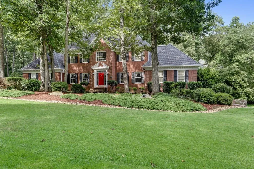 7105 Cherry Bluff Drive, Sandy Springs, Georgia 30350, 5 Bedrooms Bedrooms, ,4 BathroomsBathrooms,Residential,Sold,7105 Cherry Bluff Drive,5647016