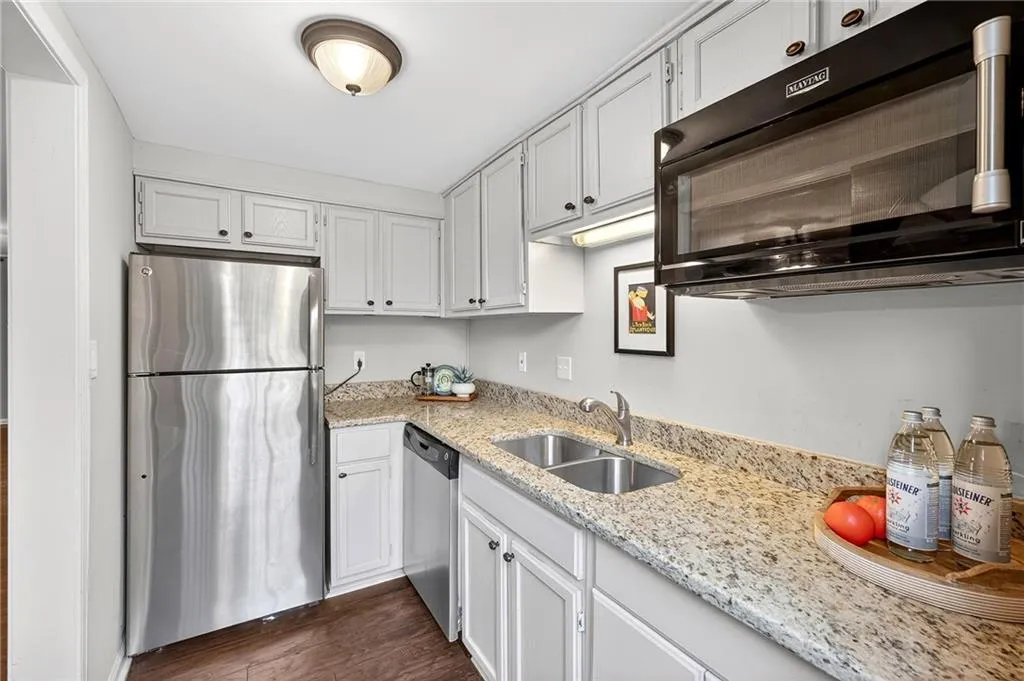 Fully Equipped Kitchen | Stainless Steel Fridge and Dishwasher | Storage