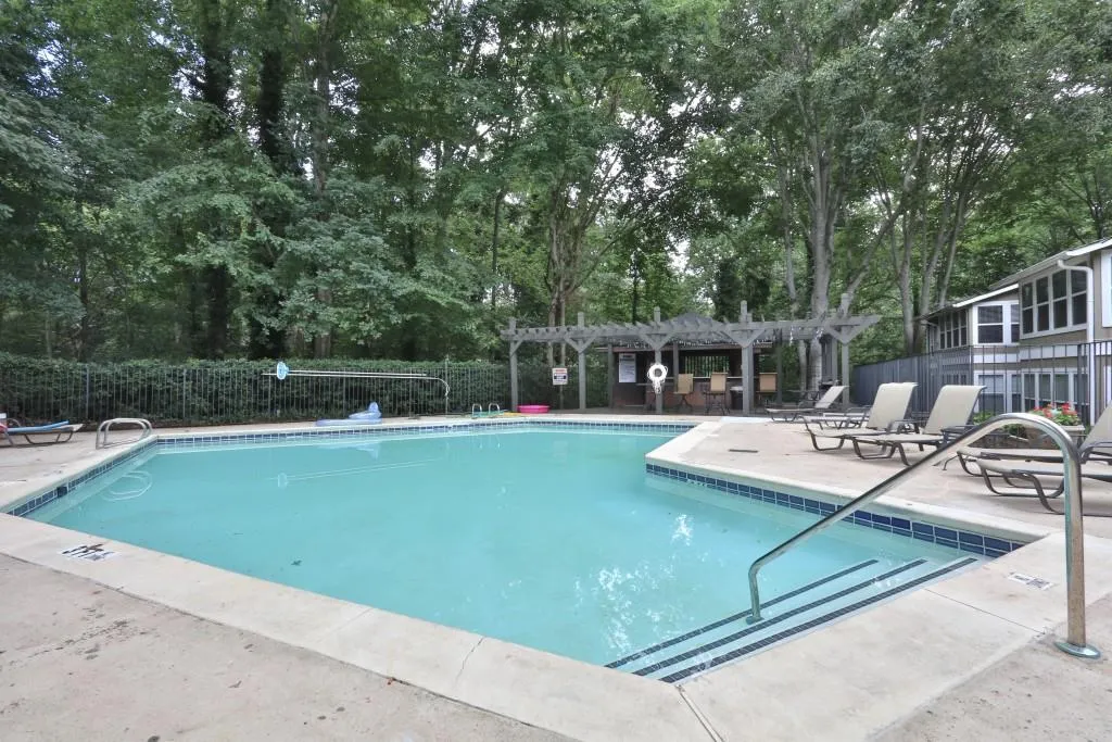 5159 Roswell Road Unit 4, Atlanta, Georgia 30342, 1 Bedroom Bedrooms, ,1 BathroomBathrooms,Residential,Sold,5159 Roswell Road Unit 4,5880439