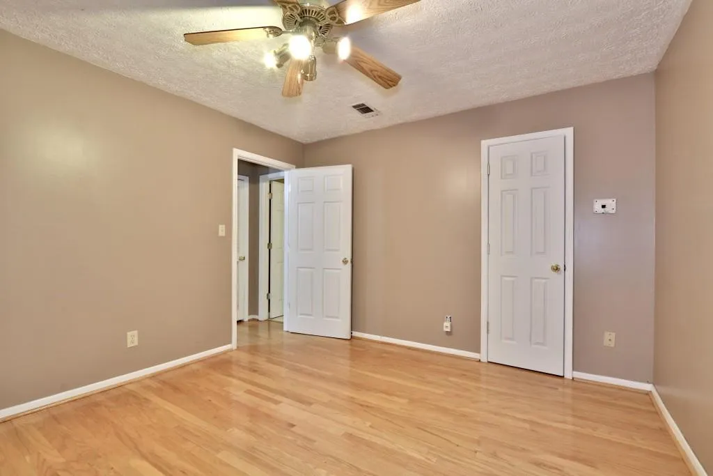 5159 Roswell Road Unit 4, Atlanta, Georgia 30342, 1 Bedroom Bedrooms, ,1 BathroomBathrooms,Residential,Sold,5159 Roswell Road Unit 4,5880439