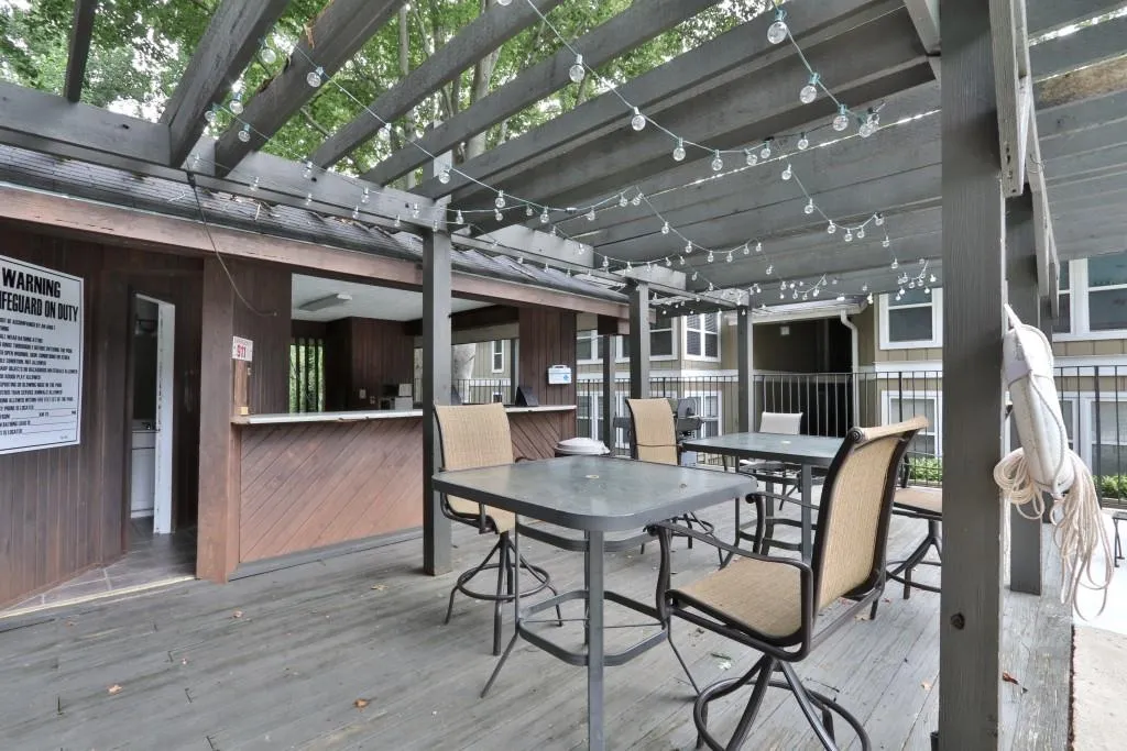 5159 Roswell Road Unit 4, Atlanta, Georgia 30342, 1 Bedroom Bedrooms, ,1 BathroomBathrooms,Residential,Sold,5159 Roswell Road Unit 4,5880439