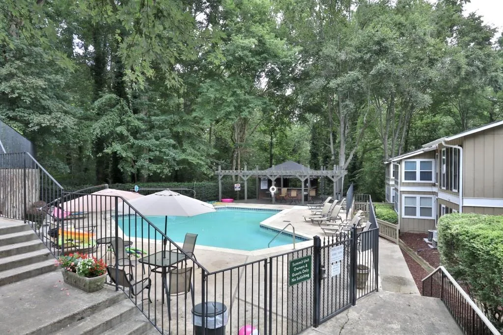 5159 Roswell Road Unit 4, Atlanta, Georgia 30342, 1 Bedroom Bedrooms, ,1 BathroomBathrooms,Residential,Sold,5159 Roswell Road Unit 4,5880439